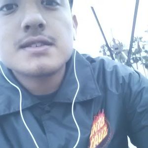 Meet your Posher, Isai