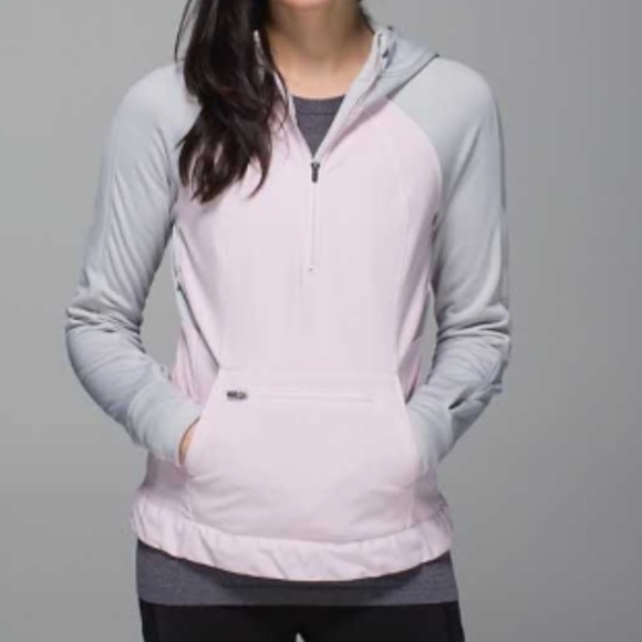 LULULEMON-Let's get visible Hoodie BRAND NEW-Sz 6