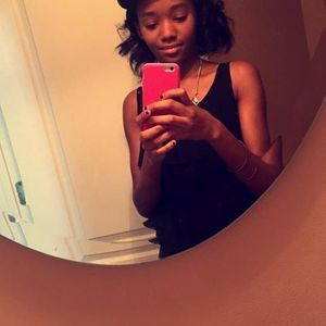 Meet your Posher, Diamond