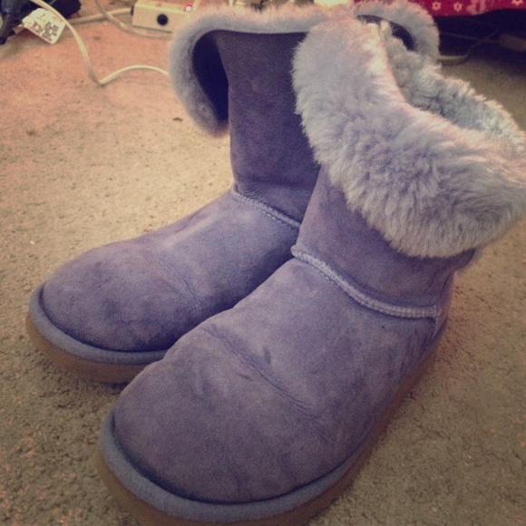 Blue bailey button uggs