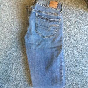 American Eagle Skinny Kick jeans. Size 00