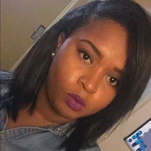 Meet your Posher, Kendra