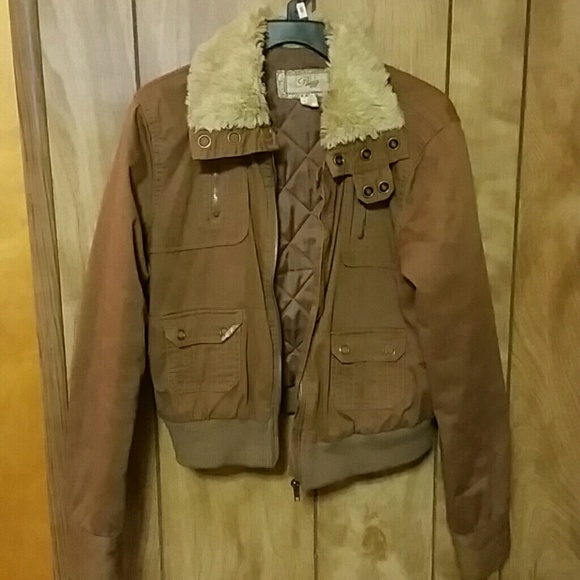 Plugg spring/fall coat