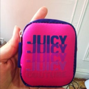 Juicy couture coin purse zip around