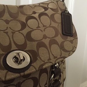 ❗️SOLD❗️Classic Coach monogram shoulder bag.
