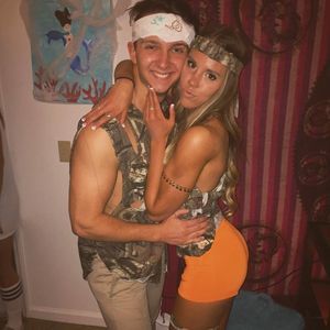 Meet your Posher, Hunter