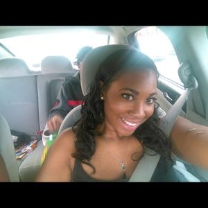 Meet your Posher, Latonya