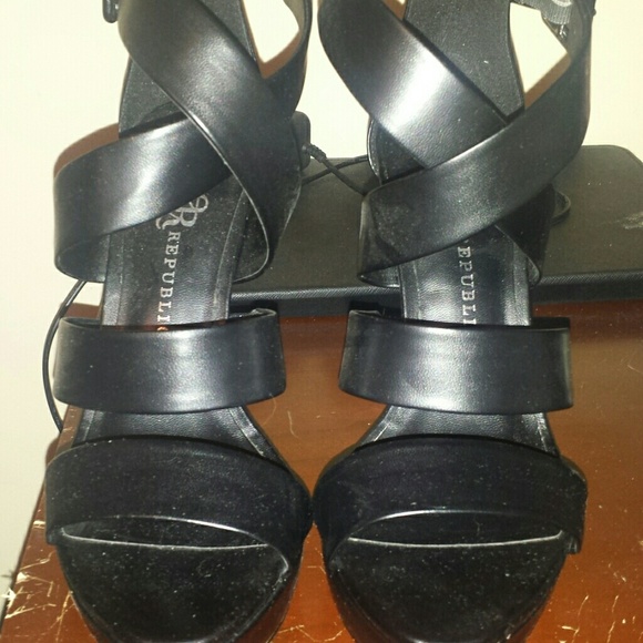 Size 9 Rock Republic strappy stilettos