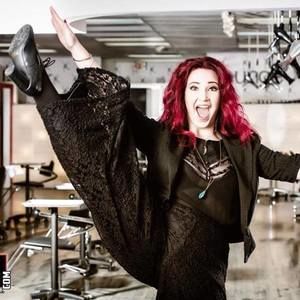 Meet your Posher, Shelby