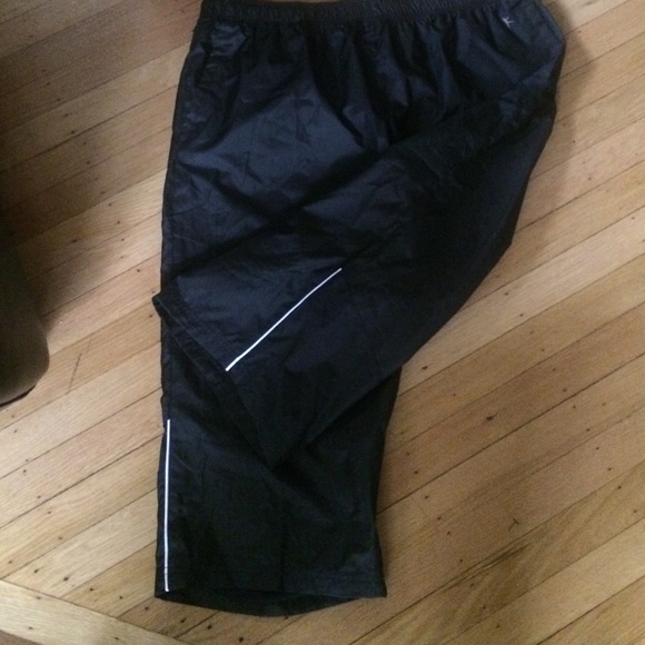Black exercise pants