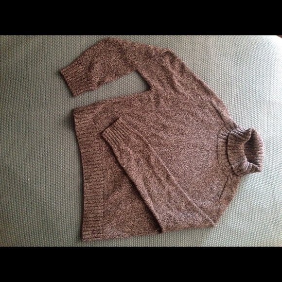 Liz Claiborne sweater