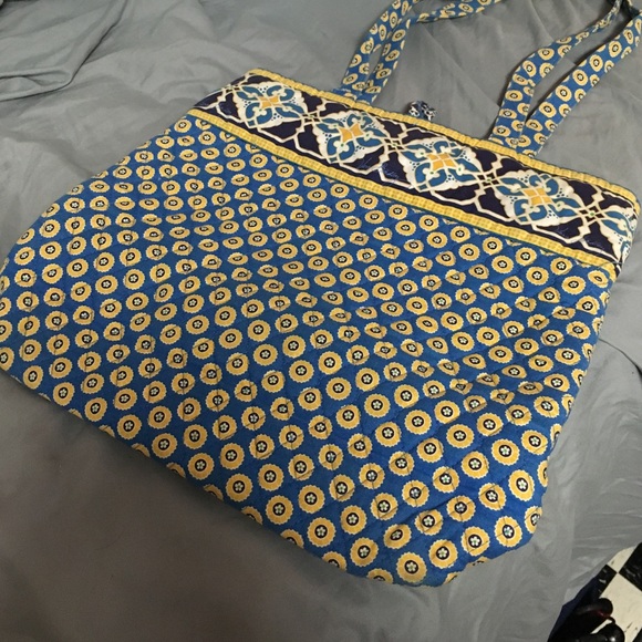 Vera Bradley tote - Picture 1 of 2