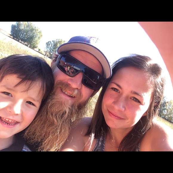 Meet your Posher, Holly