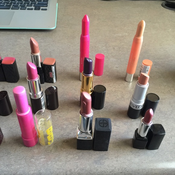22 LIPSTICK BUNDLE!!!