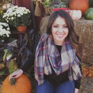 Meet your Posher, Christine