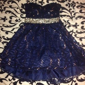 Homecoming / Dance dress 💙