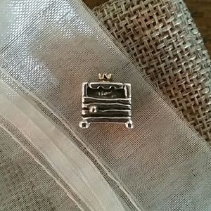 Rare/Retired Princess and The Pea Pandora Charm