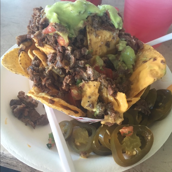 Meet your Posher, Jessica - Picture 1 of 1