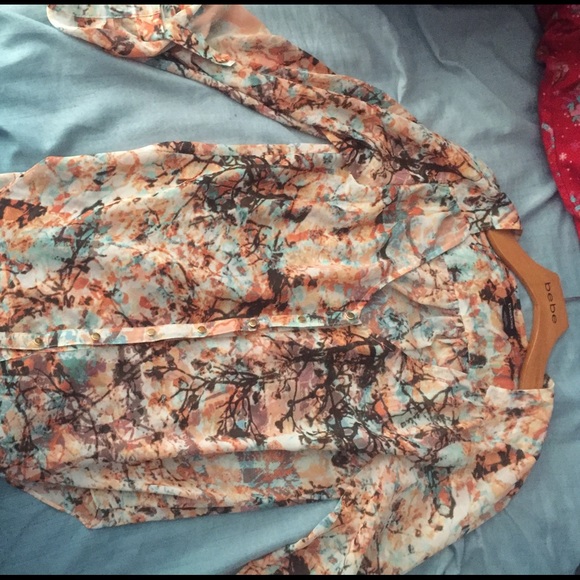 Bebe blouse - Picture 2 of 4