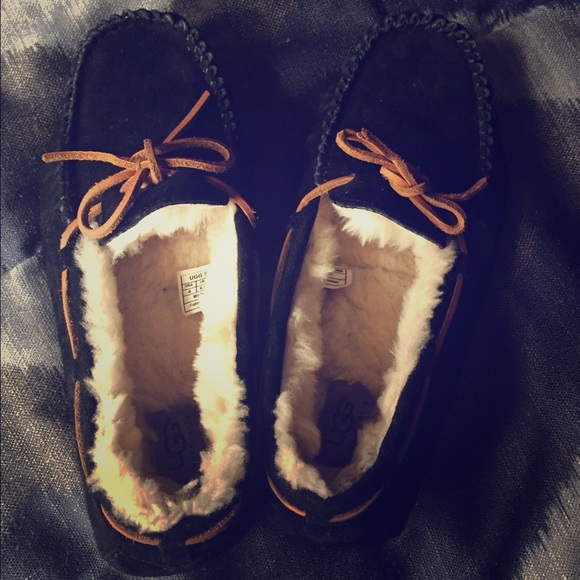 Women's Ugg "Dakotas "
