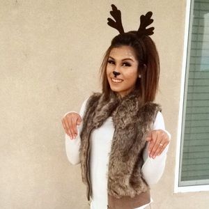Faux fur vest!