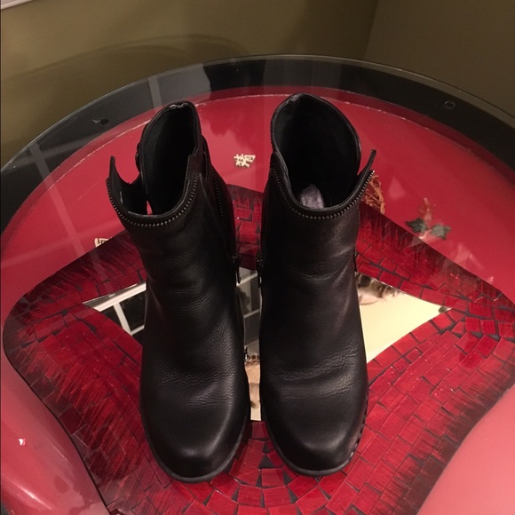 Black leather ankle boots