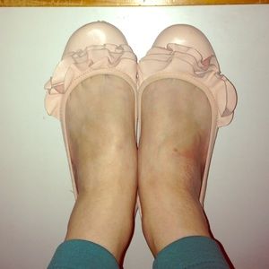 🎉MOVING SALE!!🎉 Pink Leather Frilled Flats
