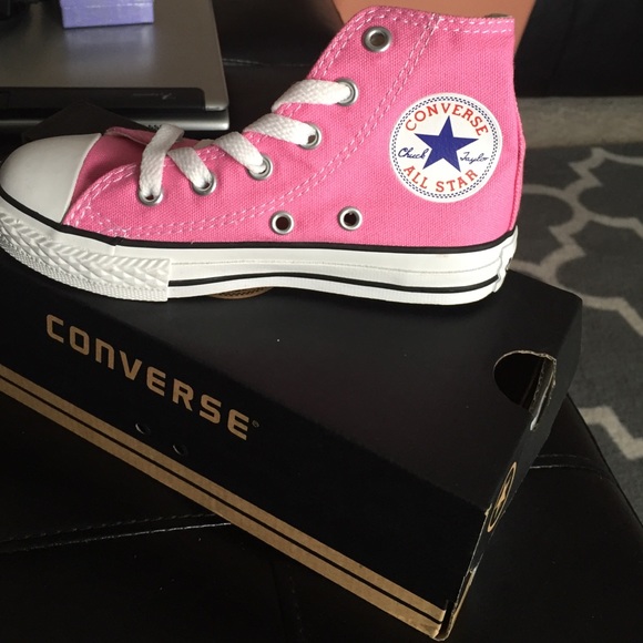 Girls youth Pink Converse All Star Chucks