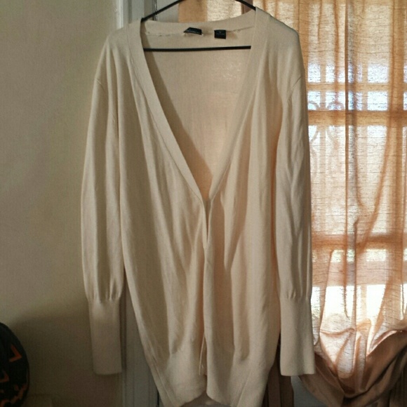 (SOLD) Victoria Secret sweater