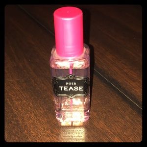 Victoria Secrets Tease