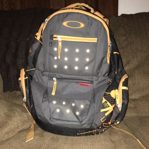 Oakley Arsenal Backpack-Grey/Orange