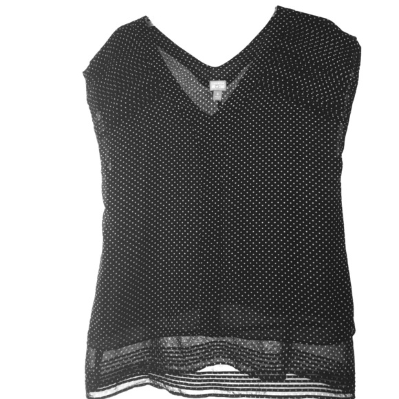 Very Chic Converse Top!!!  💕💕