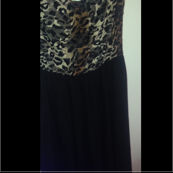 Cheetah print High-low Dress - Picture 3 of 3