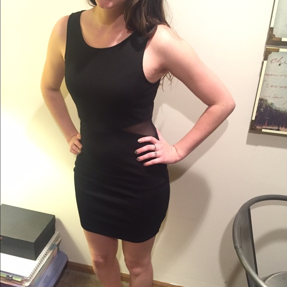 Forever 21 bodycon cutout dress! - Picture 4 of 4