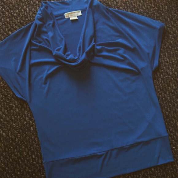 🌟 3🌟ITEMS FOR $20! Michael Michael Kors Top - Picture 2 of 4