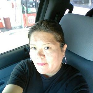 Meet your Posher, Ellie