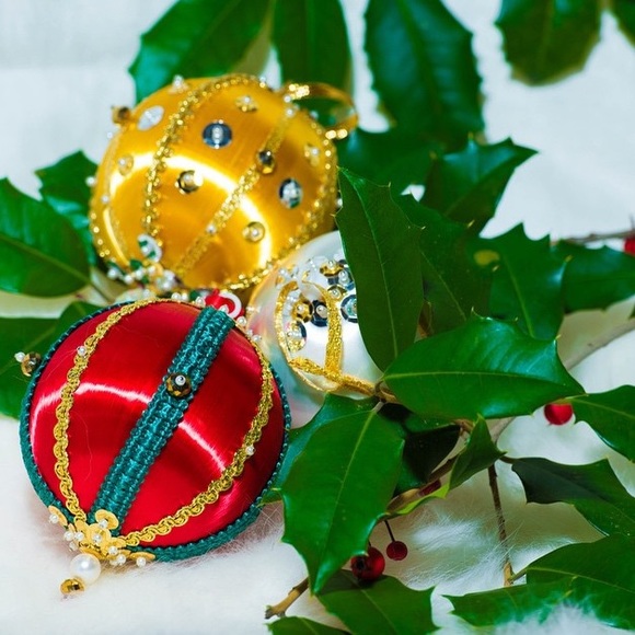 Beautiful handmade Christmas ornaments🎁🎄Set of 3