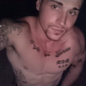 Meet your Posher, Colby