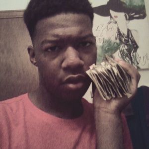 Meet your Posher, Leon