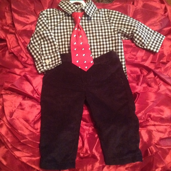 Carter's Infant 3 piece outfit. Baby boy.