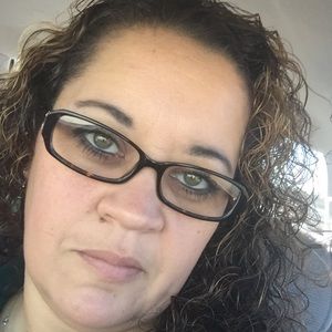 Meet your Posher, Angie