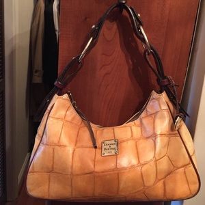 Dooney & Bourke leather hand bag