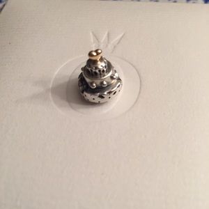 Pandora celebration cake charm