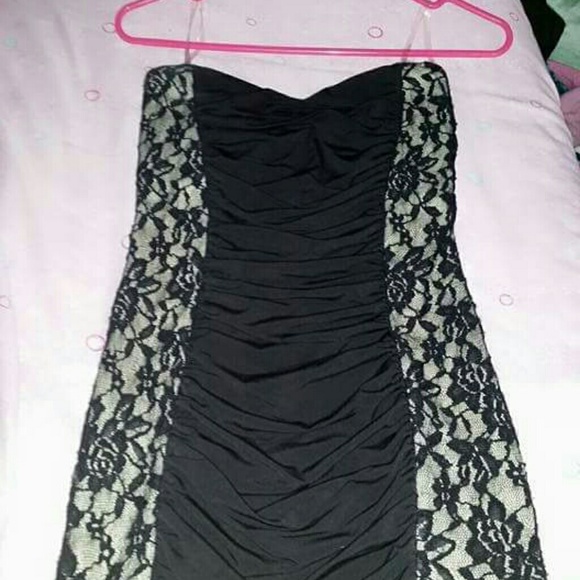 dress - Picture 1 of 2