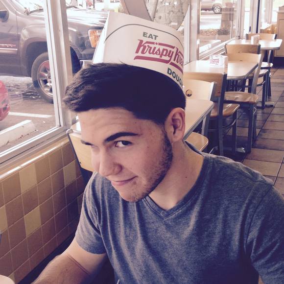 Meet your Posher, Zach