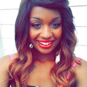 Meet your Posher, Monique