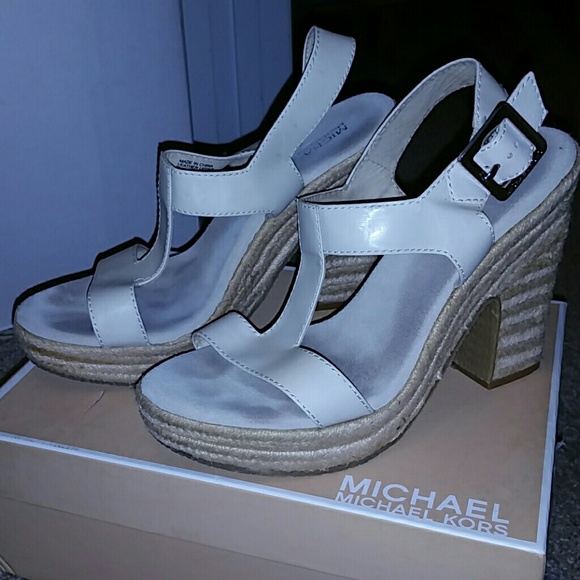 Michael Kors sandals - Picture 1 of 1
