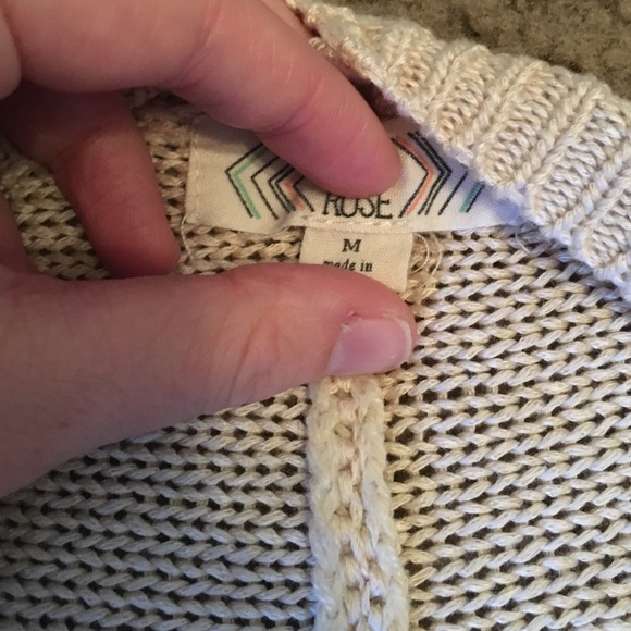 Long-line lightweight cardigan - Picture 2 of 3