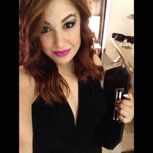 Meet your Posher, Lena