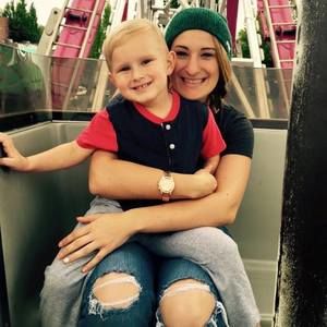 Meet your Posher, Alicia